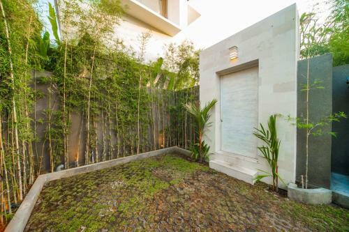 Villa Bunga Bunga Kecil A