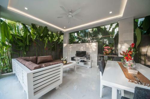 Villa Bunga Bunga Kecil A