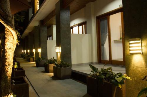 Hotel D Sarian Seminyak