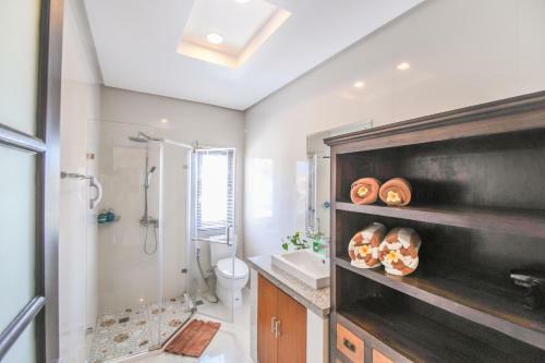 Amalia Swan Haven Villa Seminyak