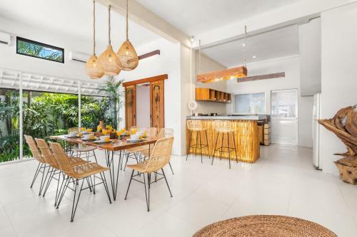 Villa New York - 4 Bdr Pool Luxury Villa, Next To The Forge Bali