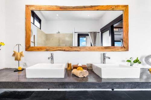 Villa New York - 4 Bdr Pool Luxury Villa, Next To The Forge Bali