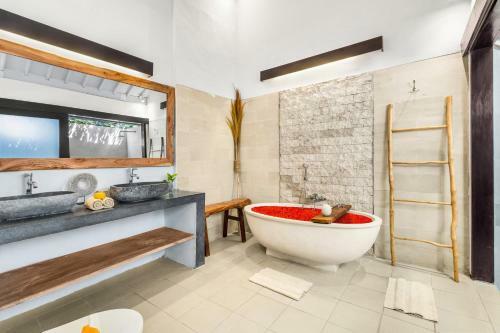 Villa New York - 4 Bdr Pool Luxury Villa, Next To The Forge Bali