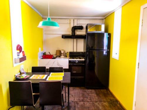Yellow Submarine Container House By Cgglamping