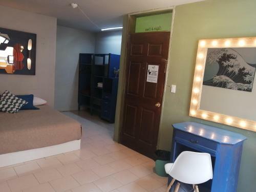 Hostal Hotel Tres Piedras