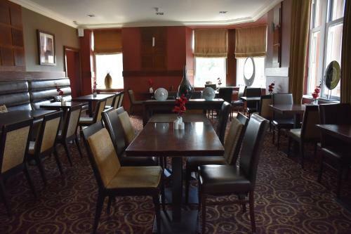 Royal Hotel