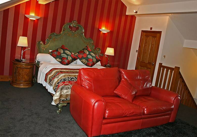 Gibbon Bridge Hotel