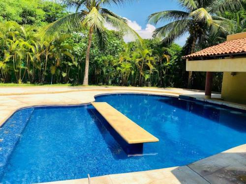 Apartamento Departamento En Playa La Ropa