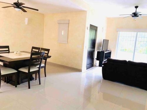 Apartamento Departamento En Playa La Ropa