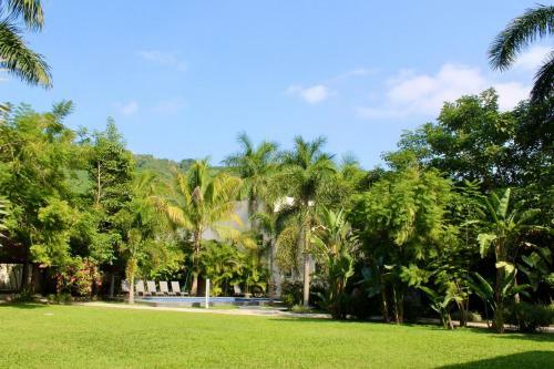 Hi Huasteca Inn Hotel