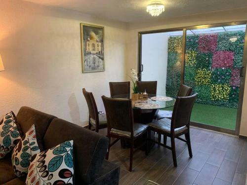 Casa Con Dise�o Minimalista En Xalapa-ver.
