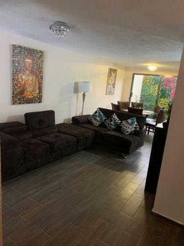 Casa Con Dise�o Minimalista En Xalapa-ver.