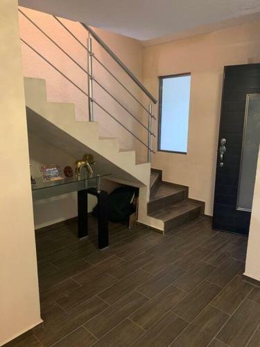 Casa Con Dise�o Minimalista En Xalapa-ver.