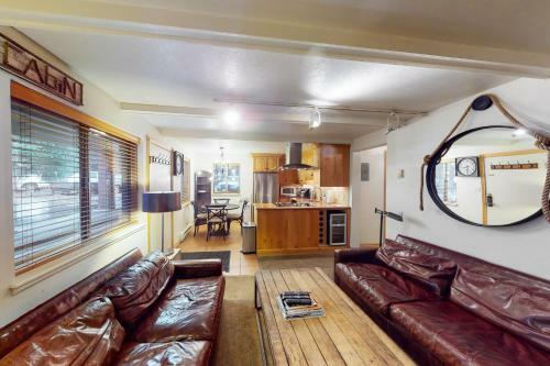 Waters Ave Unit 101