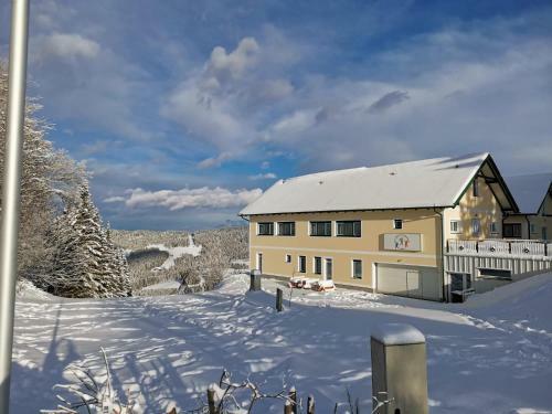 Apartamento Ferienwohnungen Hebalm
