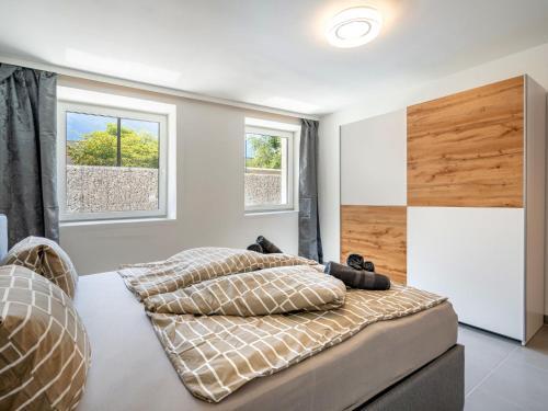 Apartment Top 1