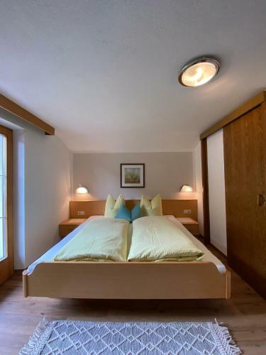 Aparts Handle Und Haus Bergblick