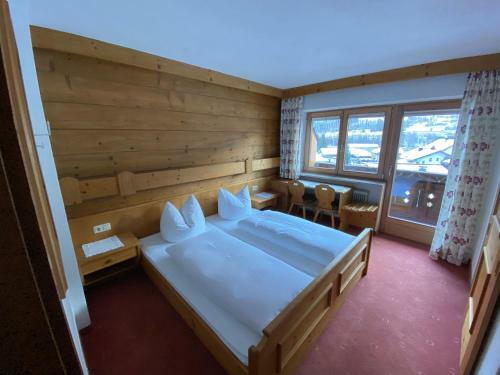 Bed & Breakfast Pension Kandaharblick