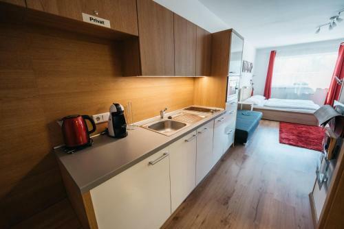 Oscar & Sons Apartments