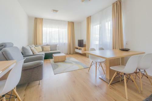Praga Apartments & Restaurant Zell Am See-kaprun