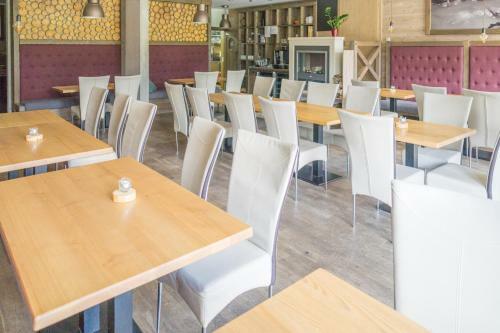 Praga Apartments & Restaurant Zell Am See-kaprun