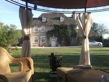 Bed & Breakfast Buscot Manor