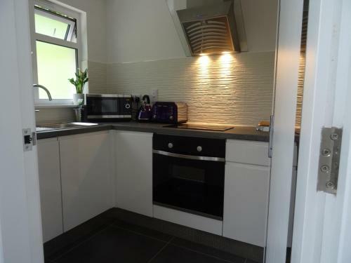 Hostal Undercliff Guest House