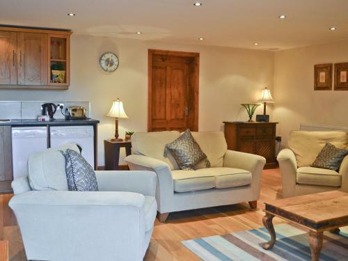 4 Alveston Pastures Cottages
