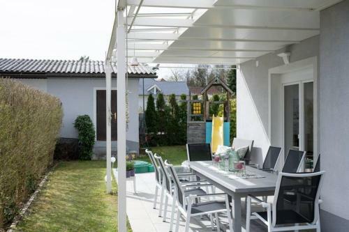 Sch�nes Ferienhaus Mit Garten