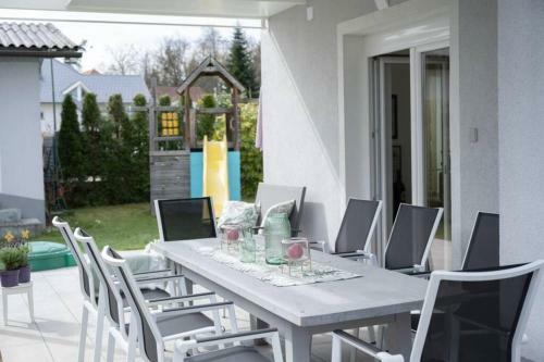 Sch�nes Ferienhaus Mit Garten