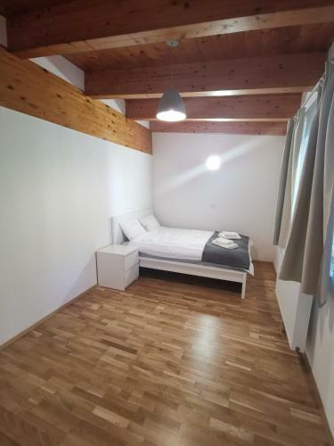 Beehome Apartment