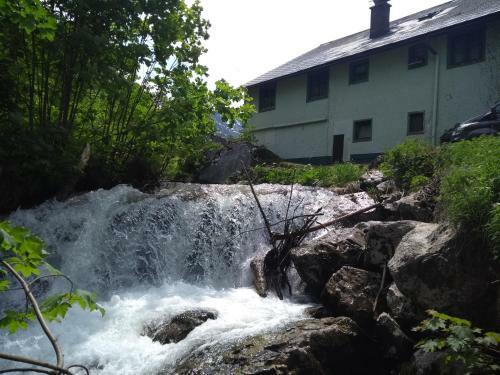 Hostal Gasthof Zum Lugauer