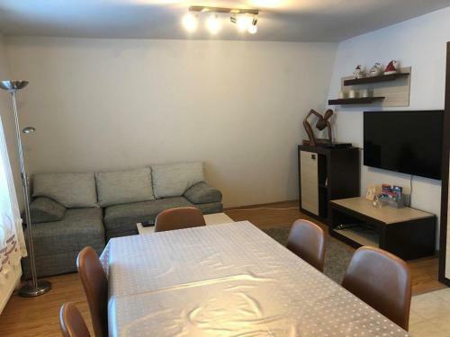 Top Apartments