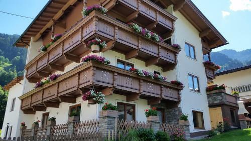 Apartamento Ferienwohnung Kerschdorfer