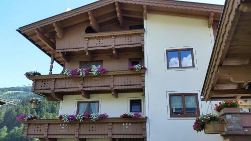 Apartamento Ferienwohnung Kerschdorfer