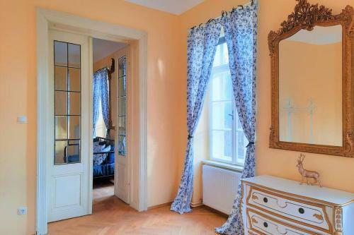 Apartamento Sisi-schloss Rudolfsvilla - Trio - 12 G�ste