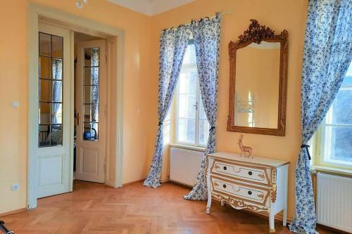 Apartamento Sisi-schloss Rudolfsvilla - Trio - 12 G�ste