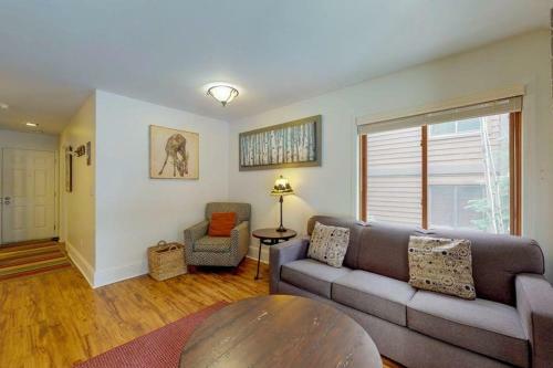 Wildwood Suites 107 (condo)