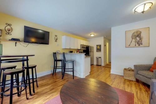 Wildwood Suites 107 (condo)