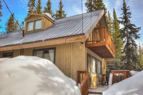 Lazy Dog Lodge