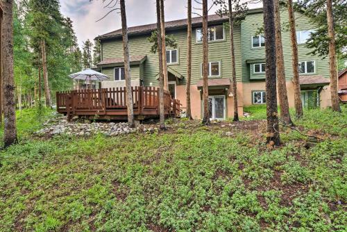 Spacious Breck Townhome - Walk To Ski Shuttle