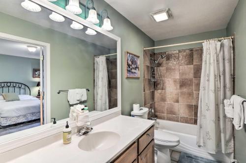Spacious Breck Townhome - Walk To Ski Shuttle