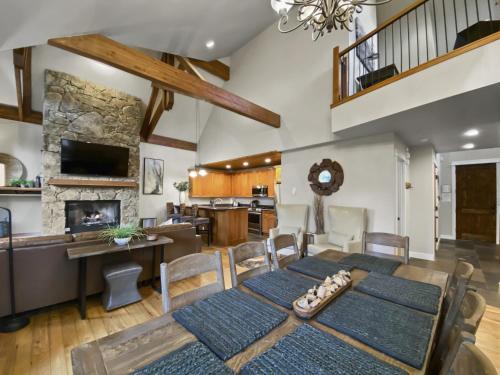 Westridge Chalet Townhouse