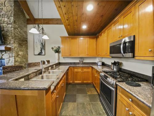 Westridge Chalet Townhouse