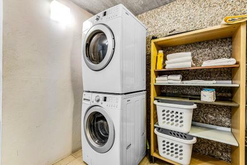 Claimjumper Condo Unit 23