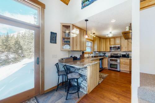 Hoosier Ridge Retreat