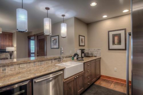 Luxury At One Ski Hill