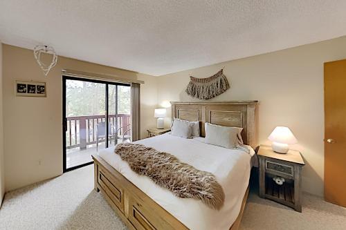 Antlers Condo Unit 15d