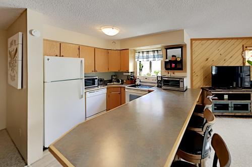Antlers Condo Unit 15d