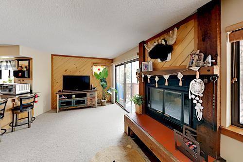 Antlers Condo Unit 15d